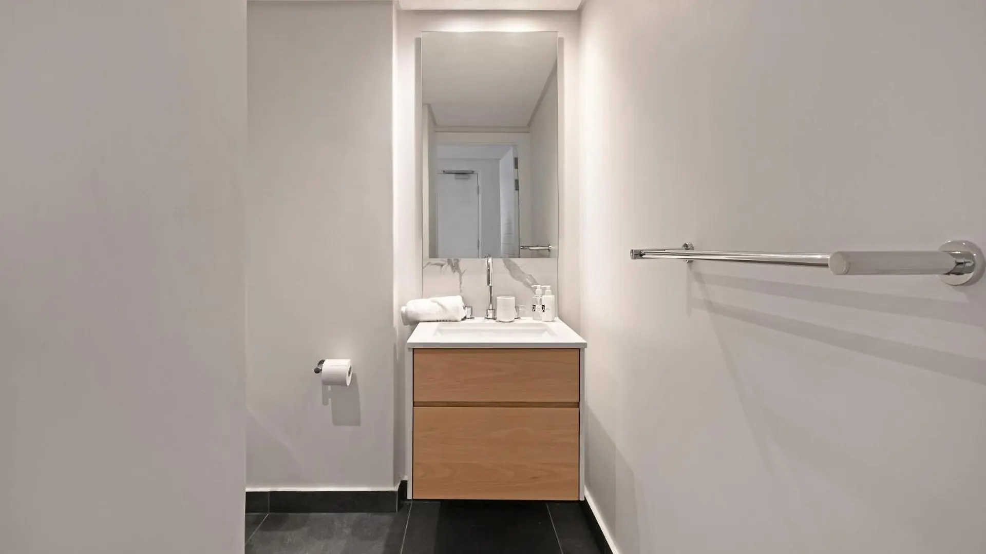 Apartment Rooftop Pool Balcony Parking Cape Town